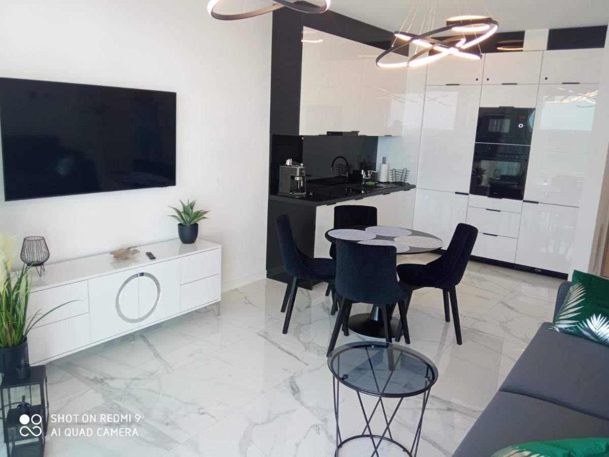 Apartament Z Widokiem Na Morze W Kompleksie Hevenia Реваль Екстер'єр фото